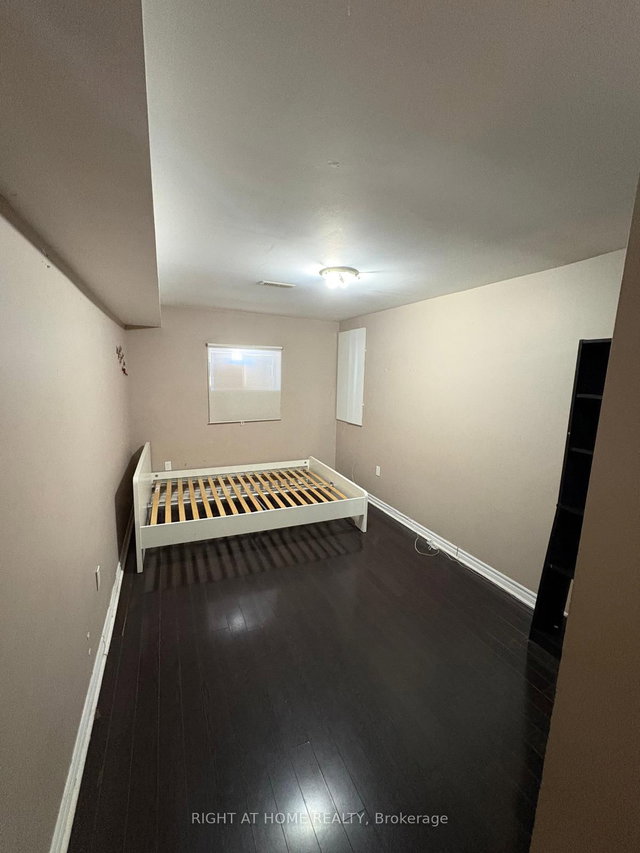 BSMT - 5292 Longhouse Crescent