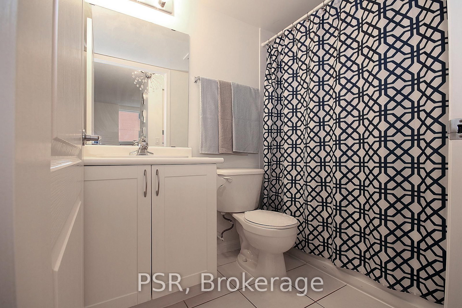 Condo for lease at 404-4 Elsinore Path, Toronto, Ontario, M8V 4G7 - New Toronto - MLS: W12833754