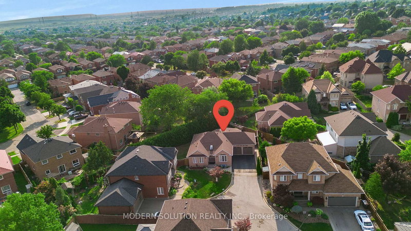 6431 Tenth Line W, Mississauga, L5N 7J5 | Image 2