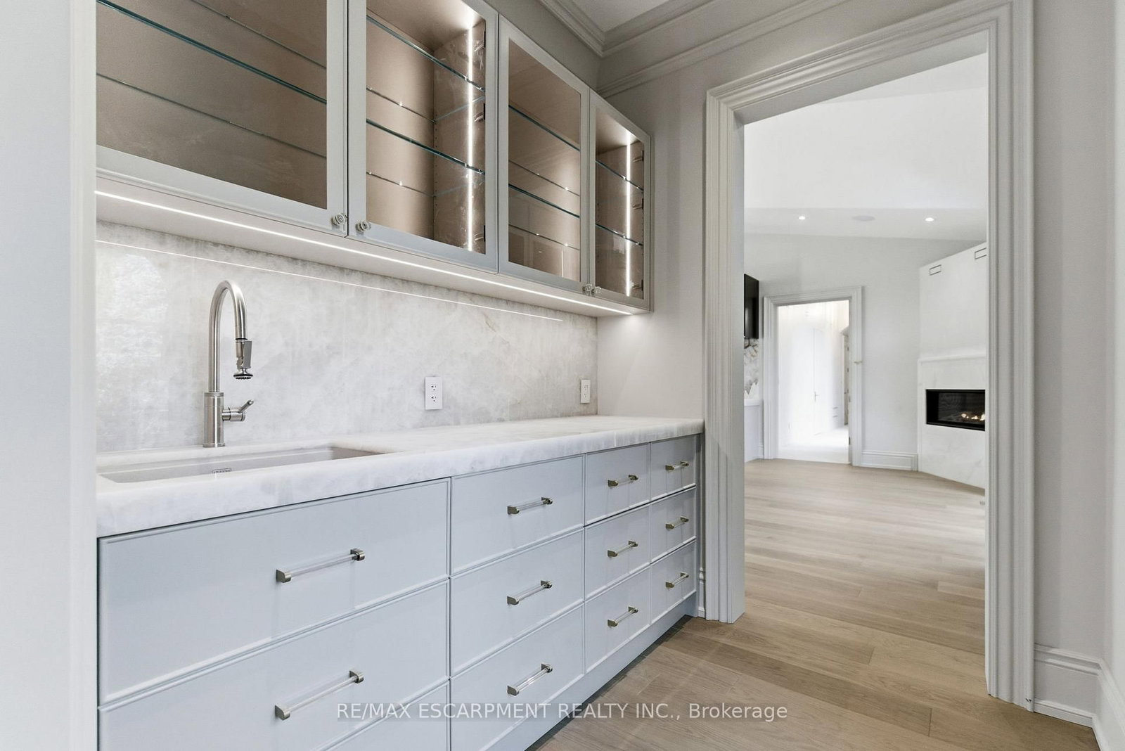 3320 Guelph Line • Burlington, ON photo 13