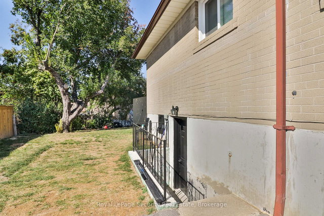 60 Frankton Crescent