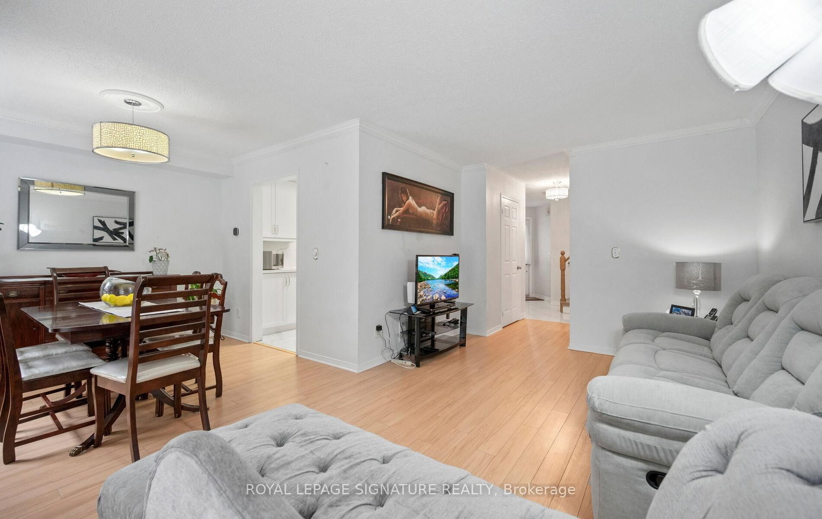 Townhouse for sale at 3 Lancewood Crescent, Brampton, Ontario, L6S 5Y6 - Queen Street Corridor - MLS: W12834394