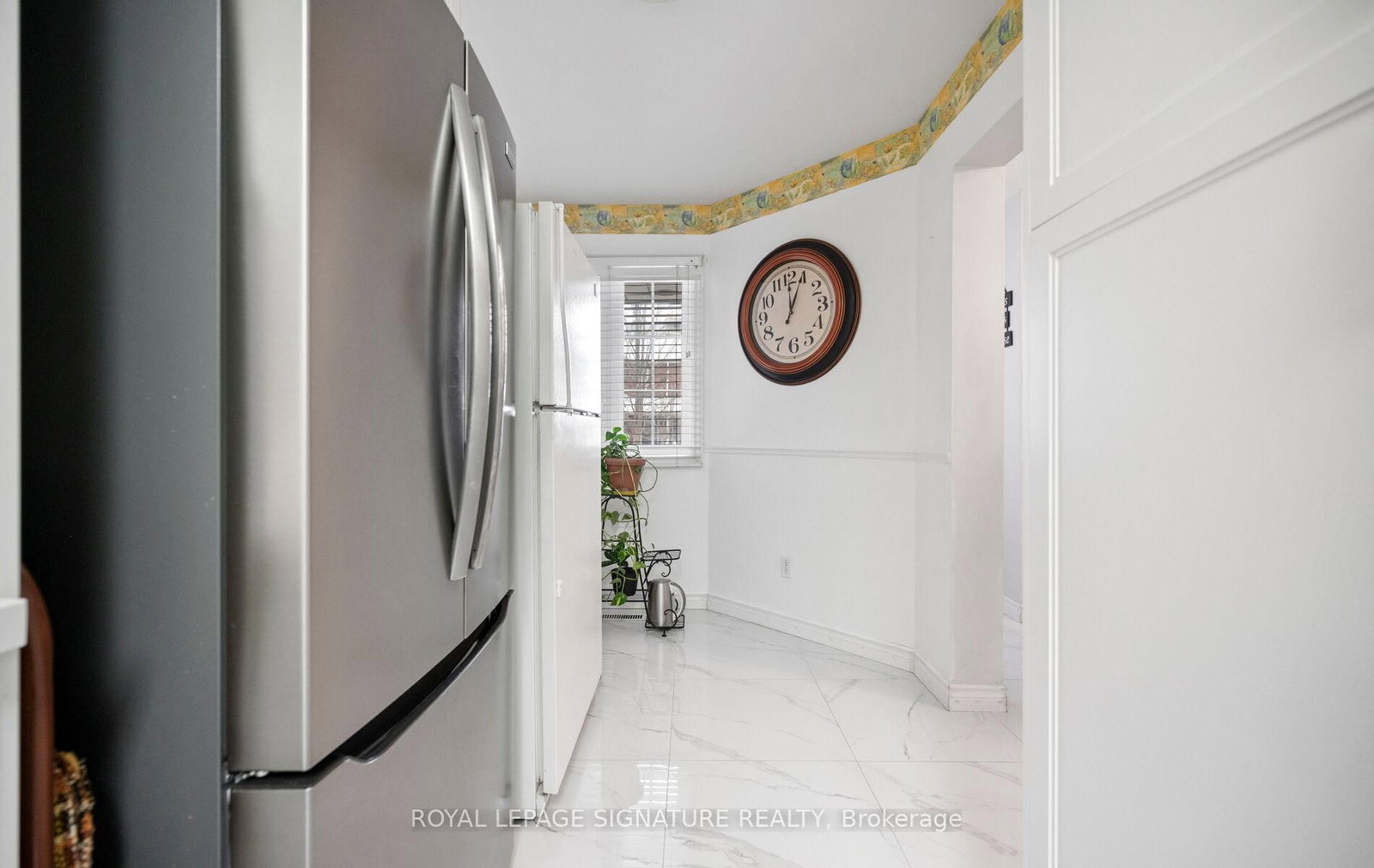 Townhouse for sale at 3 Lancewood Crescent, Brampton, Ontario, L6S 5Y6 - Queen Street Corridor - MLS: W12834394