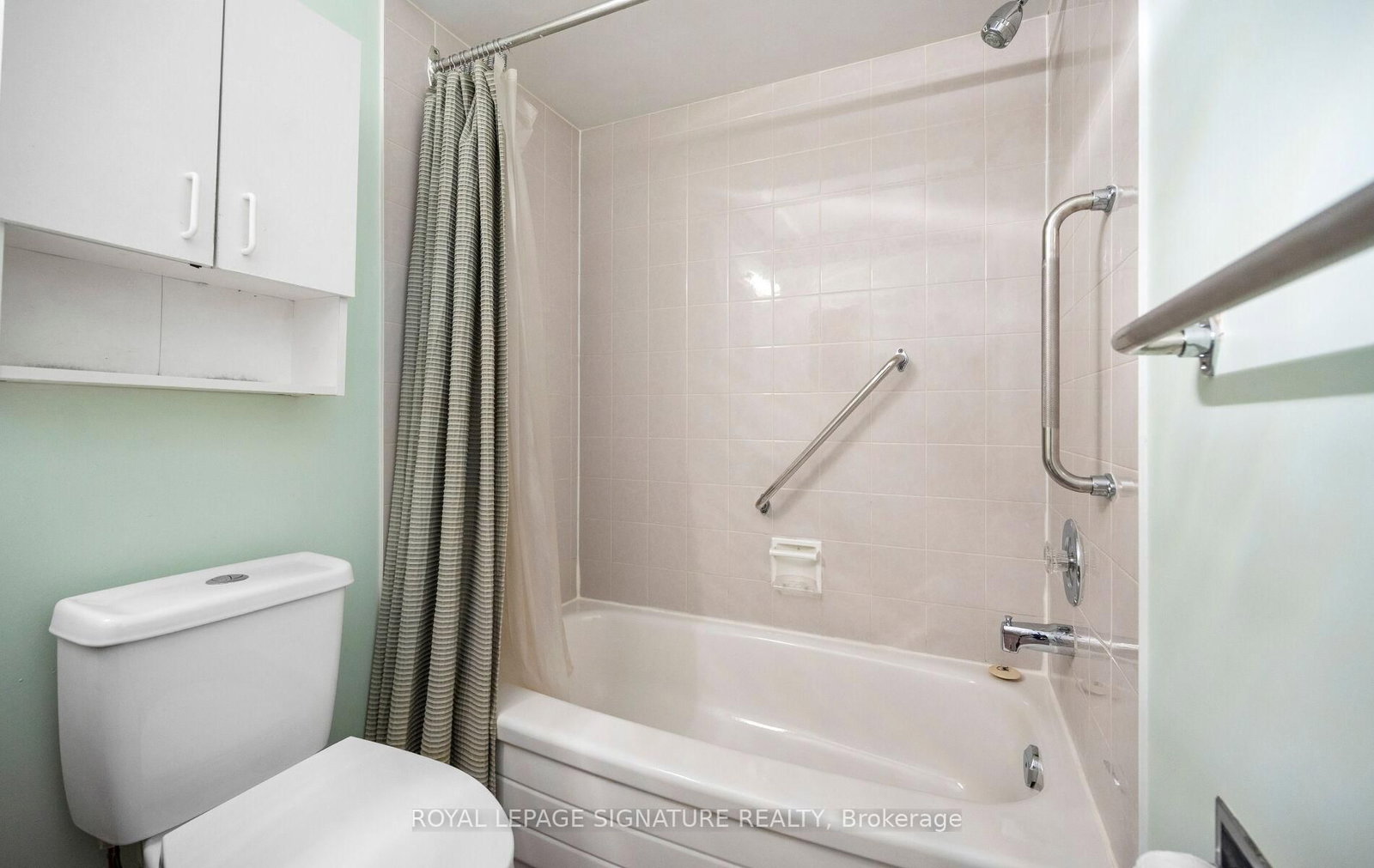 Townhouse for sale at 3 Lancewood Crescent, Brampton, Ontario, L6S 5Y6 - Queen Street Corridor - MLS: W12834394