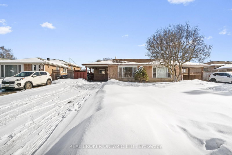 11 Cathcart Cres, Brampton, L6T 2A4 | Image 2