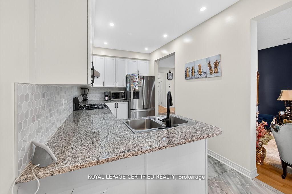 Semi-Detached House for sale at 497 Downes Jackson Heights, Milton, Ontario, L9T 8W2 - Harrison - MLS: W12835262