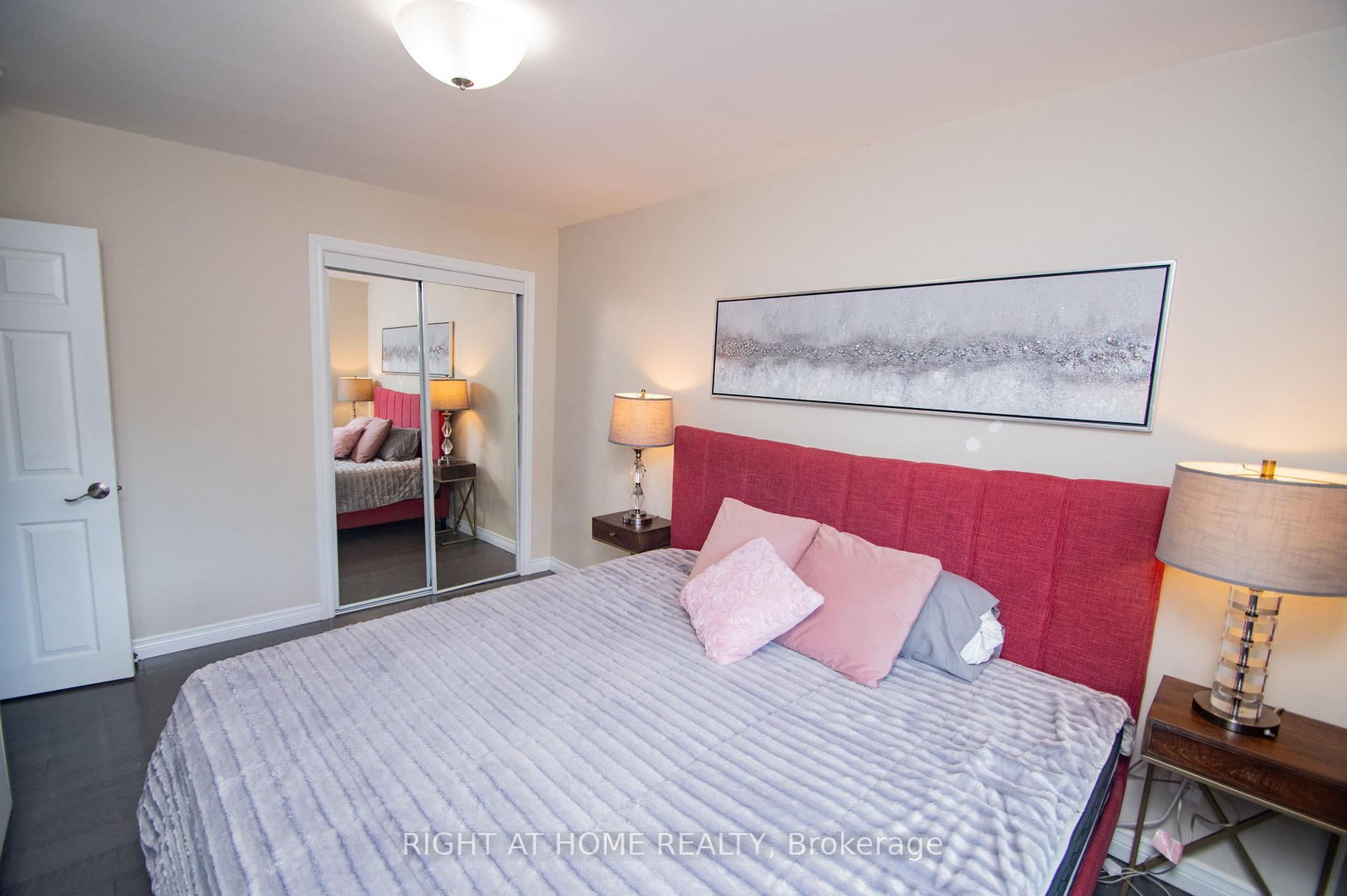65 Bridgenorth Crescent • Toronto, ON photo 8