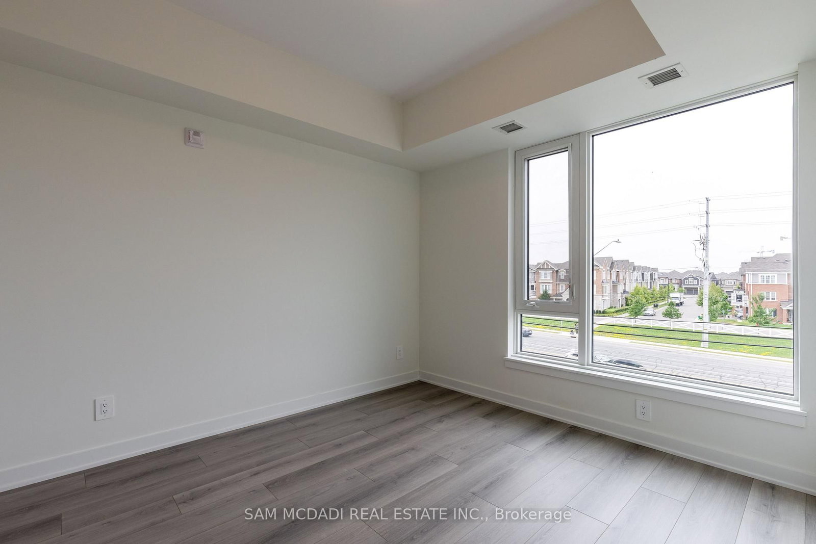 Condo for sale at 308-1440 Clarriage Court, Milton, Ontario, L9T 2X5 - Ford - MLS: W12835418