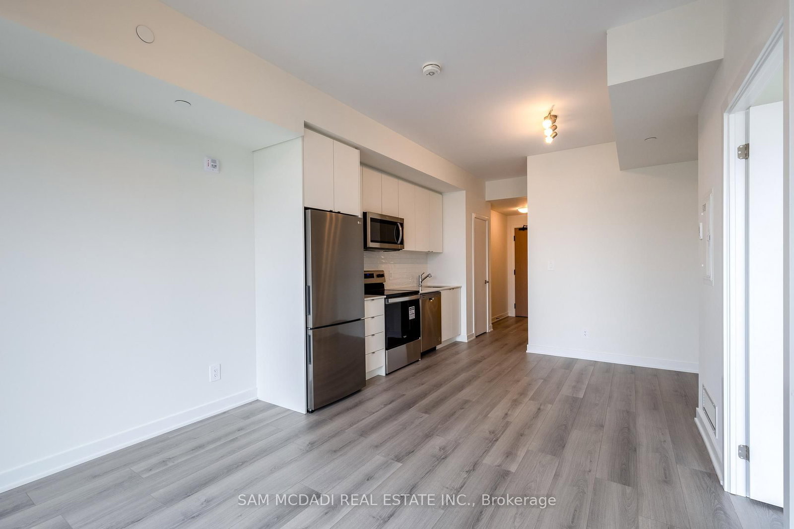 Condo for sale at 308-1440 Clarriage Court, Milton, Ontario, L9T 2X5 - Ford - MLS: W12835418