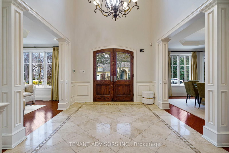 94 Shorewood Pl, Oakville, L6K 3Y4 | Image 3