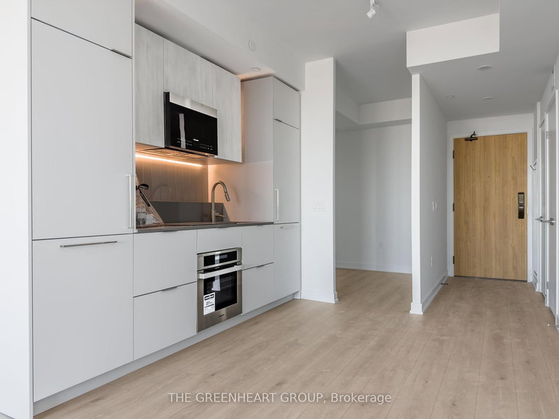 home for lease on 1912-1 Fairview Rd Road