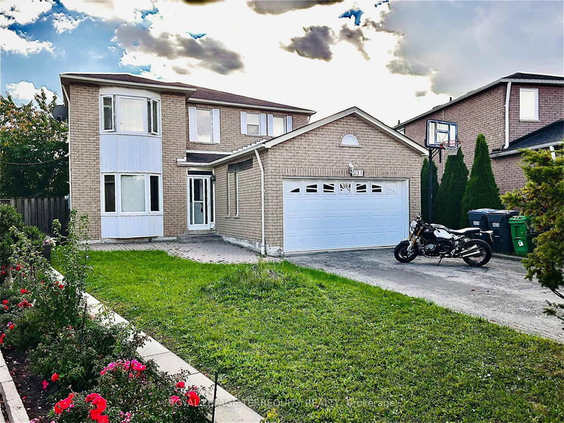 531 Loretta Crt, Mississauga, L5B 3S2 | Image 2