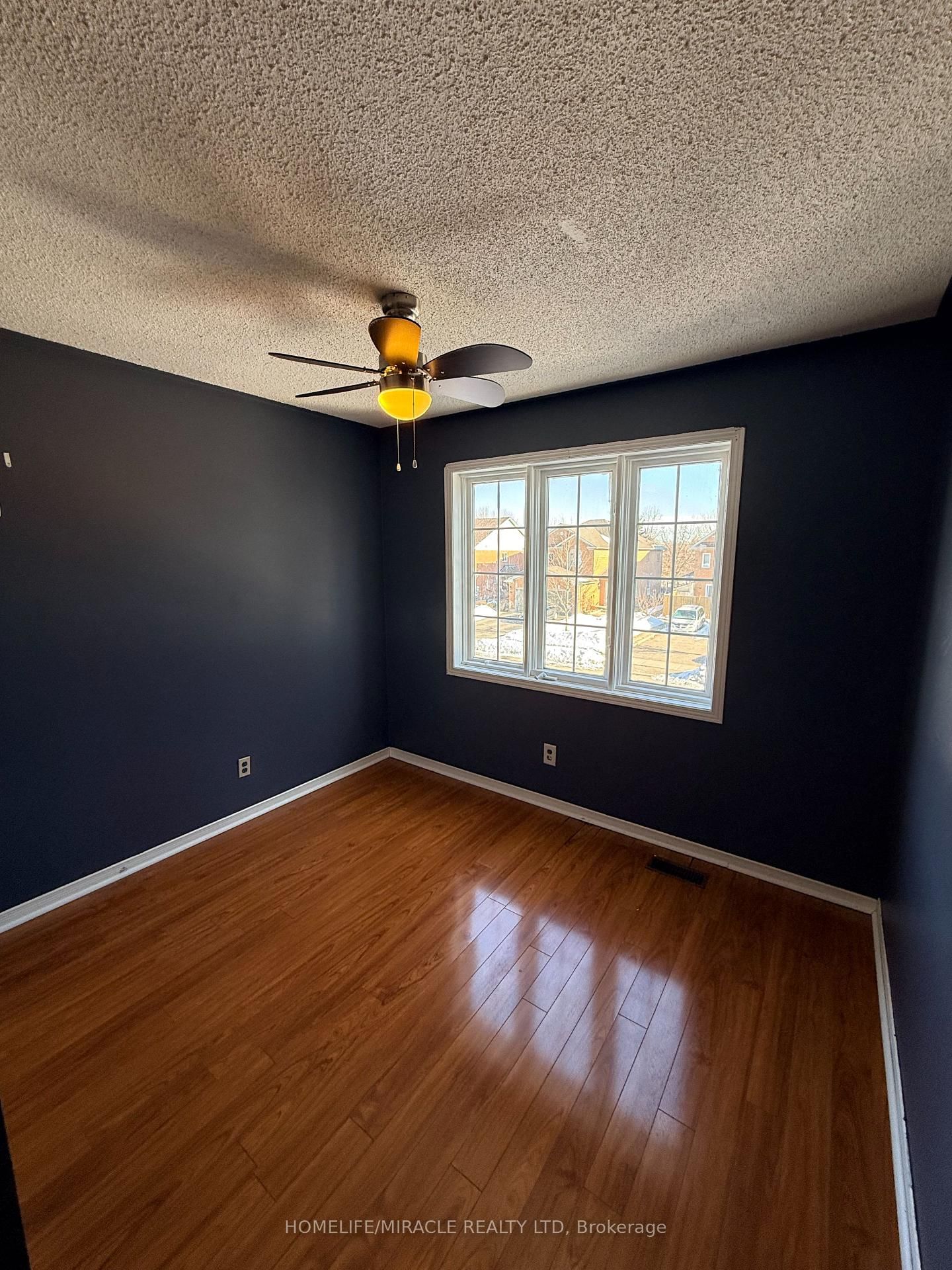 Semi-Detached House for sale at 137 Pressed Brick Drive, Brampton, Ontario, L6V 4K5 - Brampton North - MLS: W12836204