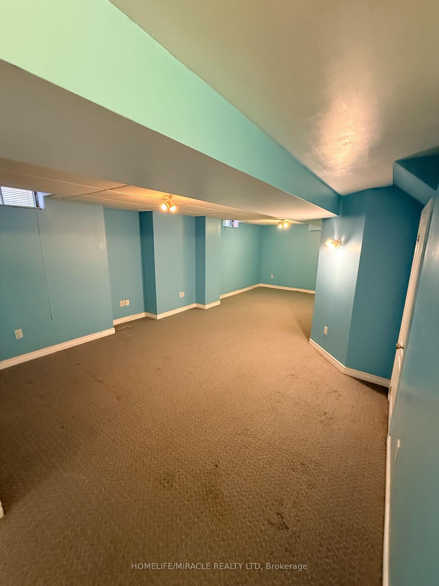 Semi-Detached House for sale at 137 Pressed Brick Drive, Brampton, Ontario, L6V 4K5 - Brampton North - MLS: W12836204