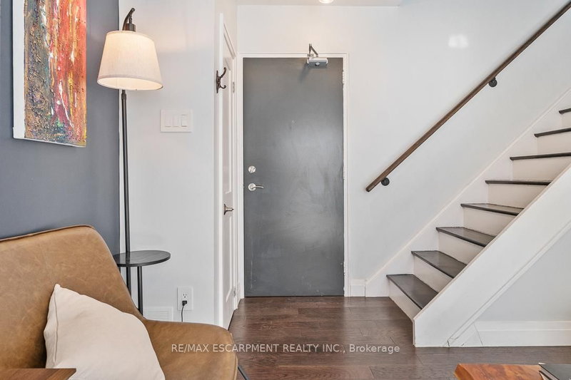 5 - 469 Claridge Rd, Burlington, L7N 2S1 | Image 3