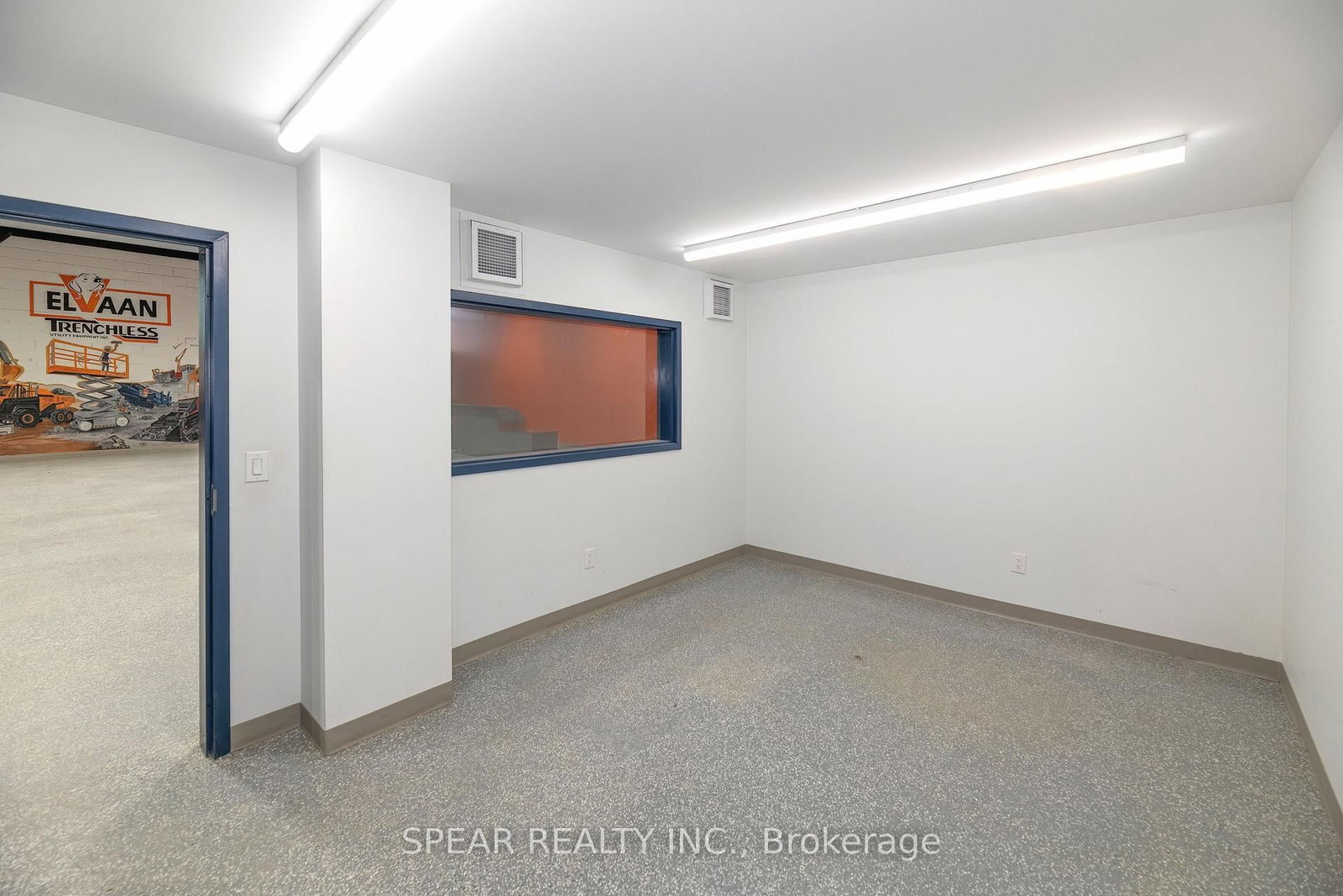 2355 Cawthra Road - Photo 11