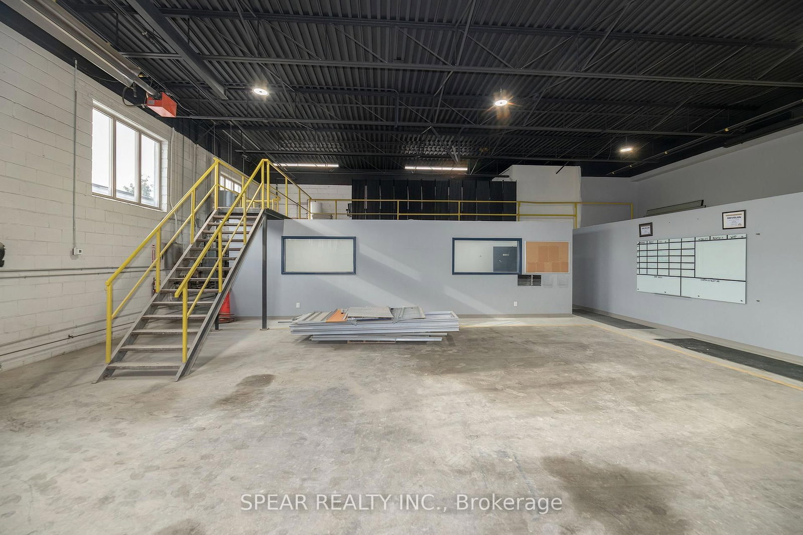 2355 Cawthra Road - Photo 8