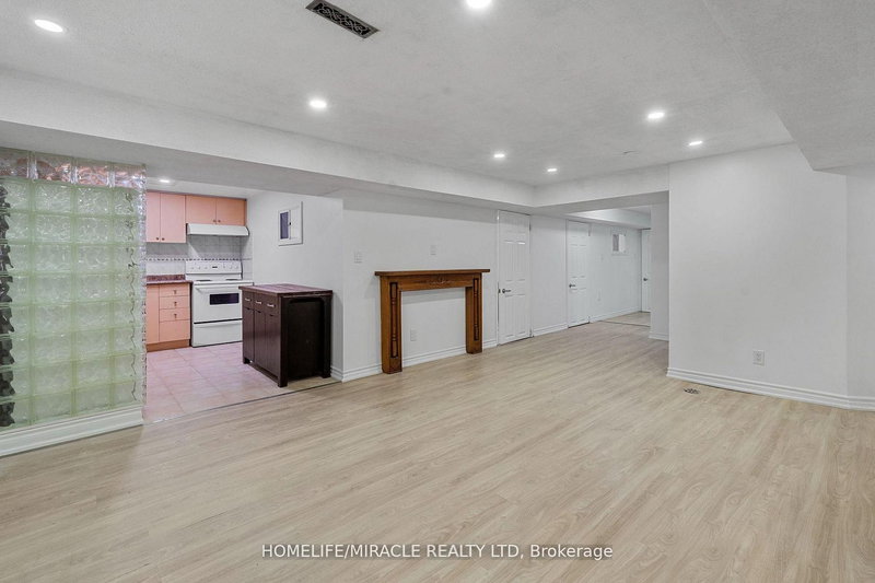 Basement - 3081 Nawbrook Rd, Mississauga, L4X 2W3 | Image 2