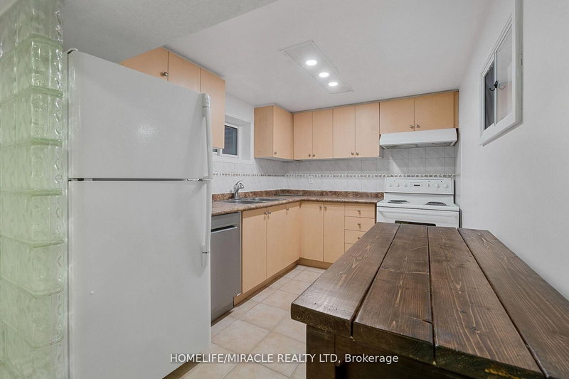 Basement - 3081 Nawbrook Rd, Mississauga, L4X 2W3 | Image 3