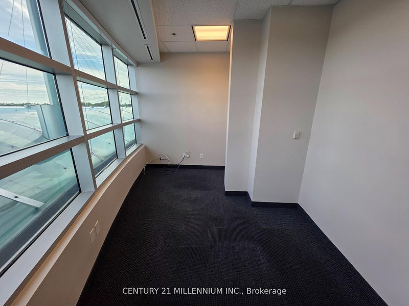 212 - 2250 Bovaird Dr E, Brampton, L6R 0W3 | Image 3