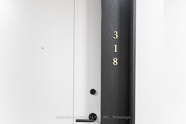 318 - 858 Dupont Street