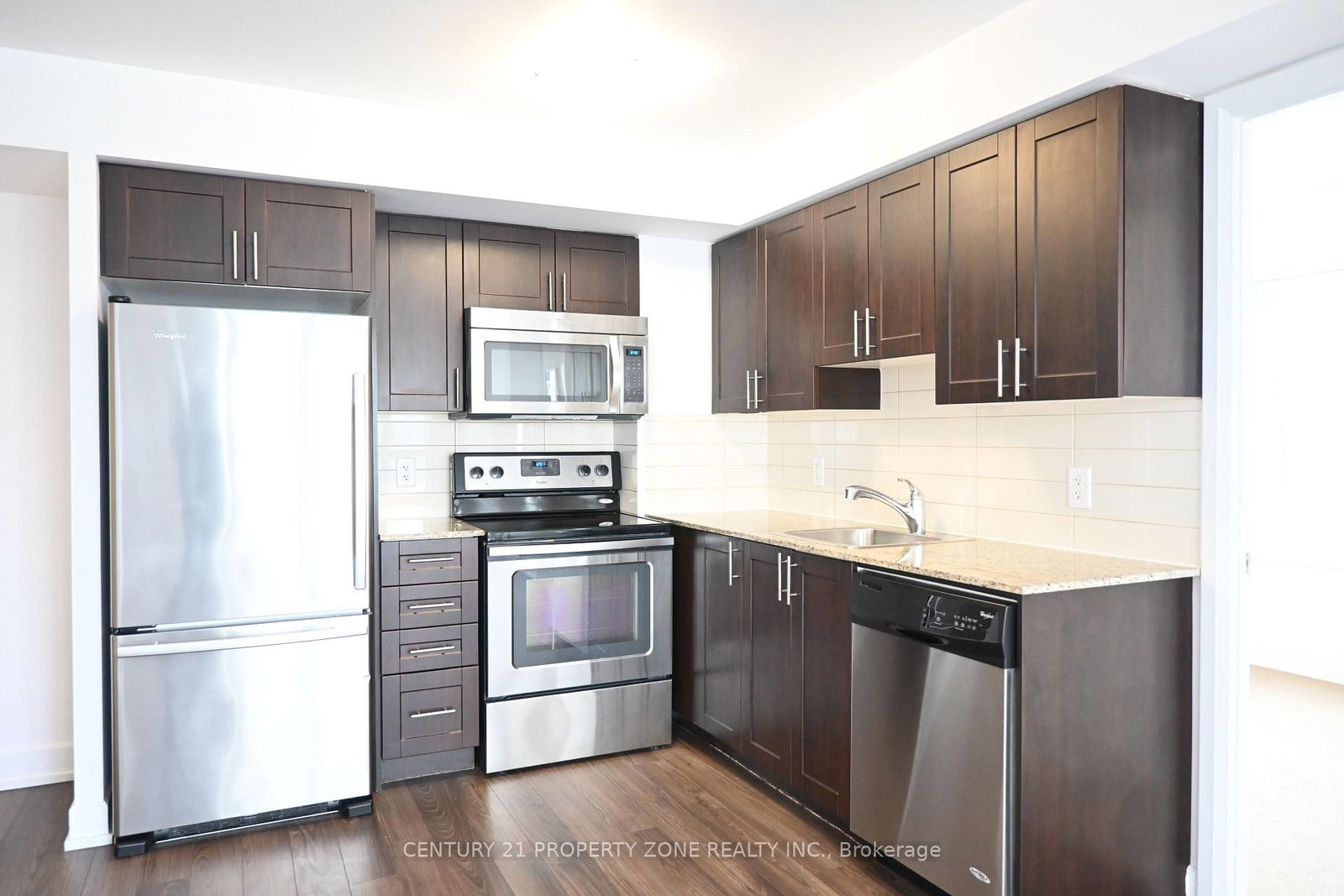 Condo for lease at 522-2 Eva Road, Toronto, Ontario, M9C 0A9 - Etobicoke West Mall - MLS: W12836892