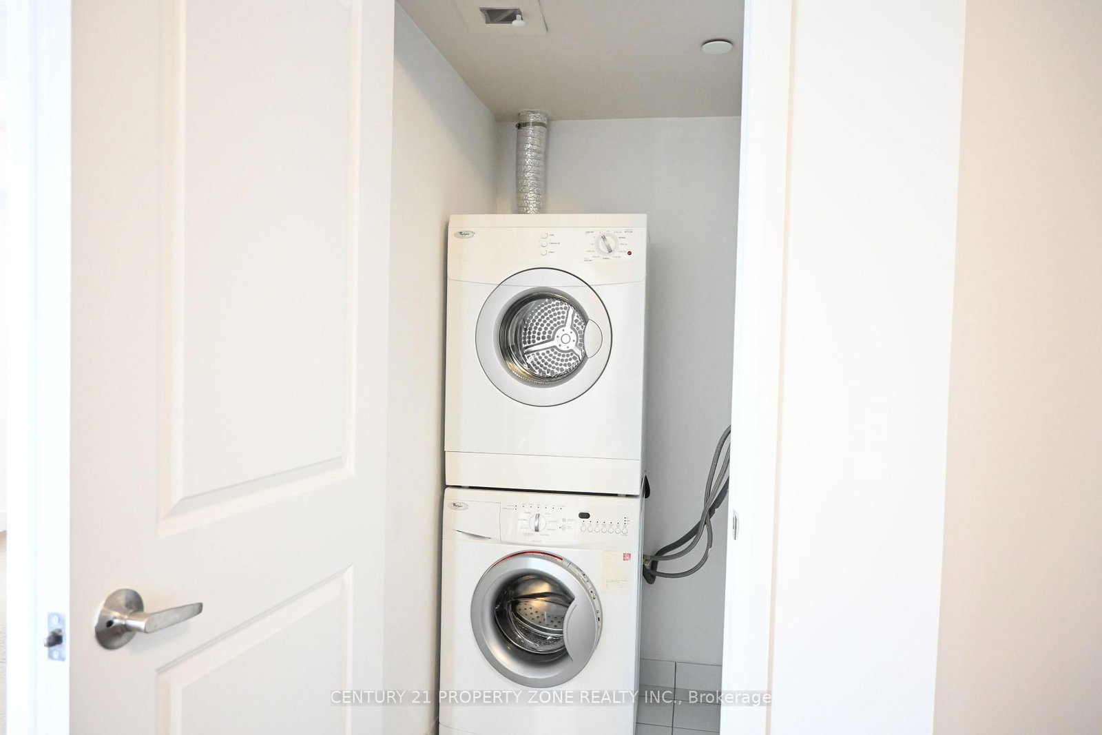 Condo for lease at 522-2 Eva Road, Toronto, Ontario, M9C 0A9 - Etobicoke West Mall - MLS: W12836892