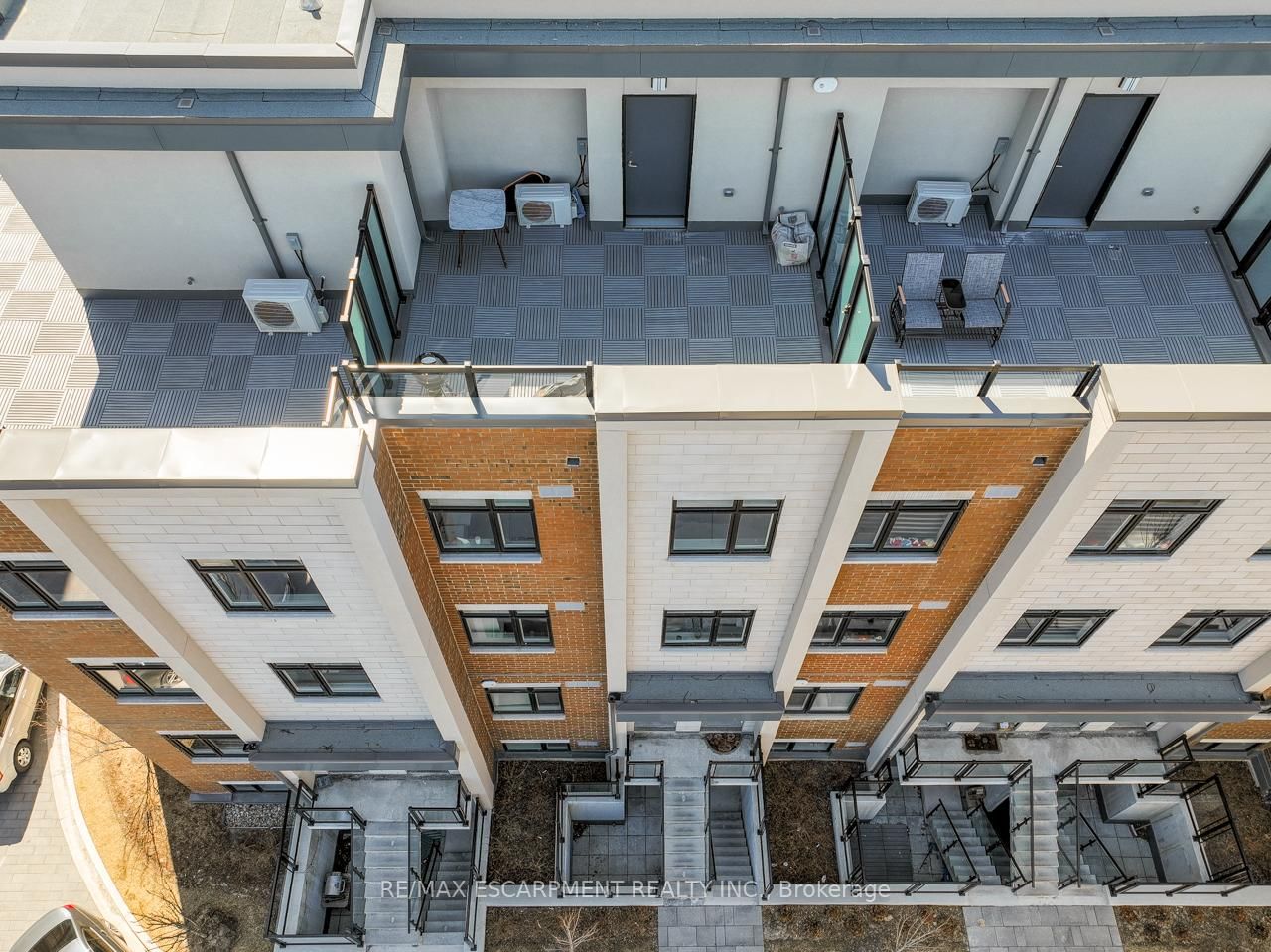 Townhouse for sale at 251-1075 Douglas McCurdy Common, Mississauga, Ontario, L5G 0C6 - Lakeview - MLS: W12837008