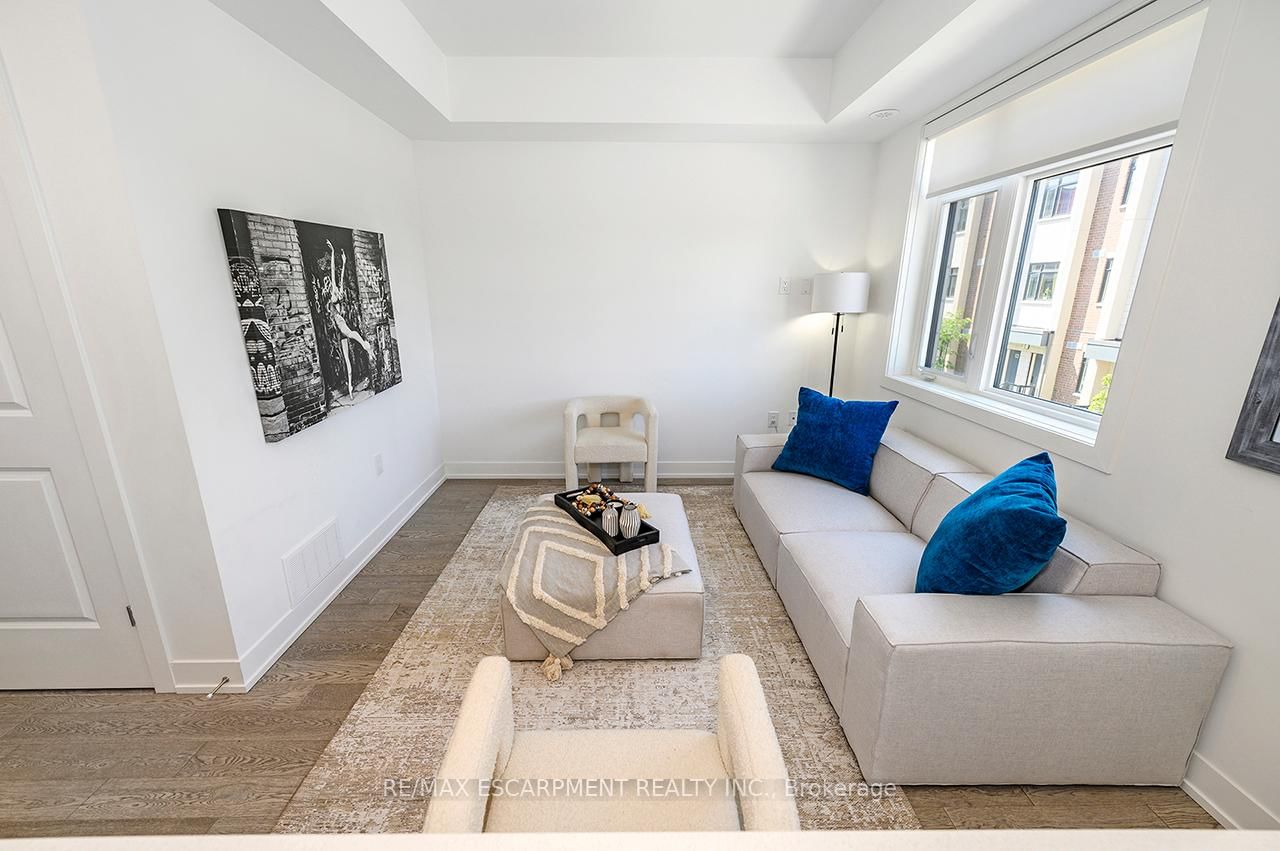 Townhouse for sale at 251-1075 Douglas McCurdy Common, Mississauga, Ontario, L5G 0C6 - Lakeview - MLS: W12837008