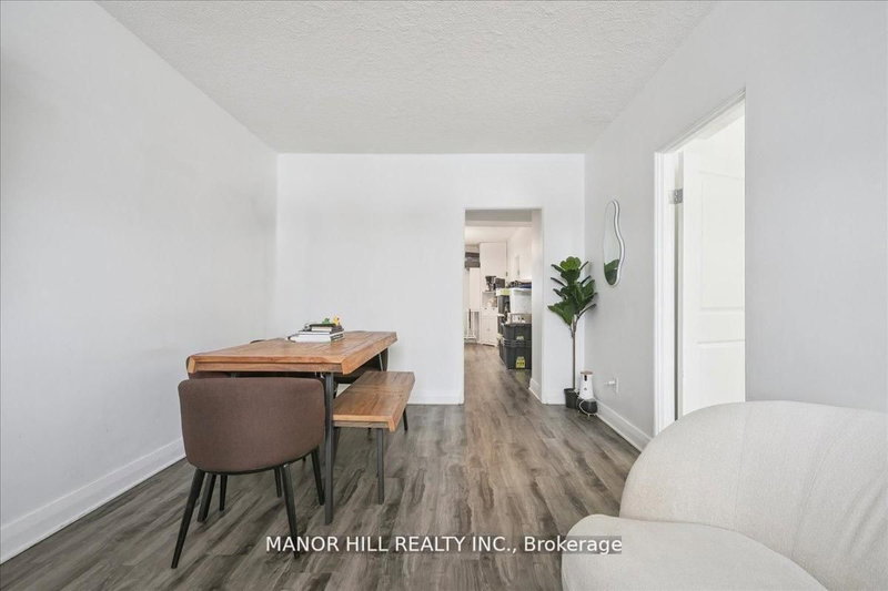 #2 - 929 Lakeshore Rd E, Mississauga, L5E 1E3 | Image 2