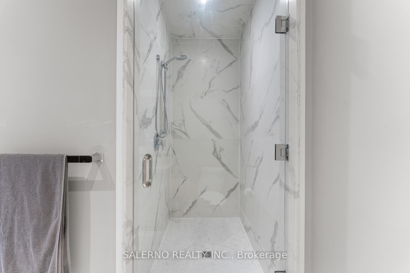 Detached House for sale at 7 Dolan Drive, Caledon, Ontario, L7E 0E1 - Palgrave - MLS: W12838124