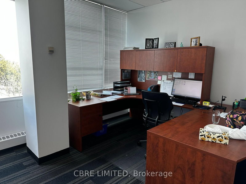 400 - 6790 Century Ave, Mississauga, L5N 2V8 | Image 2