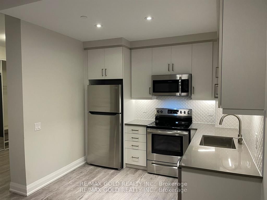 15 Lynch Street, Unit 2502 - Photo 21