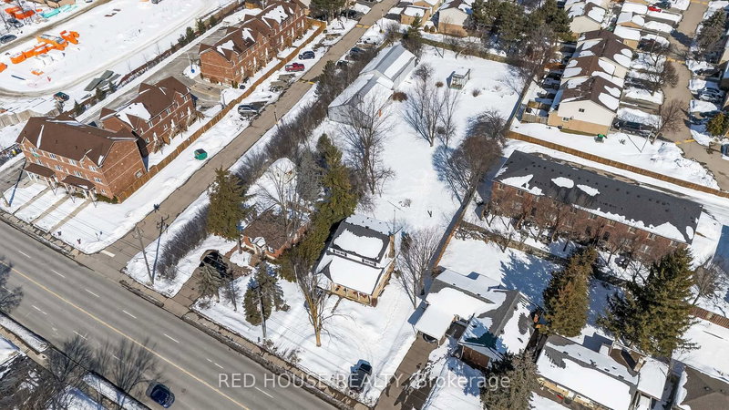 53 MCLAUGHLIN Rd N, Brampton, L6X 1E9 | Image 3