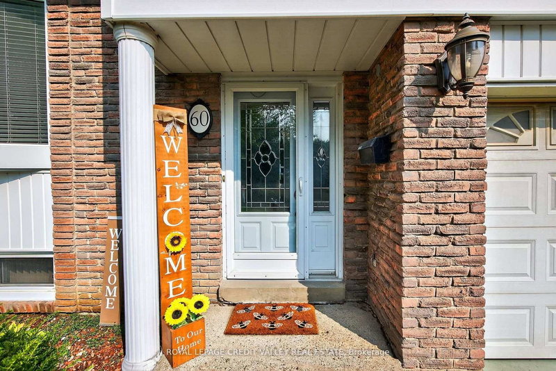 60 Gondola Cres, Brampton, L6S 1W6 | Image 2