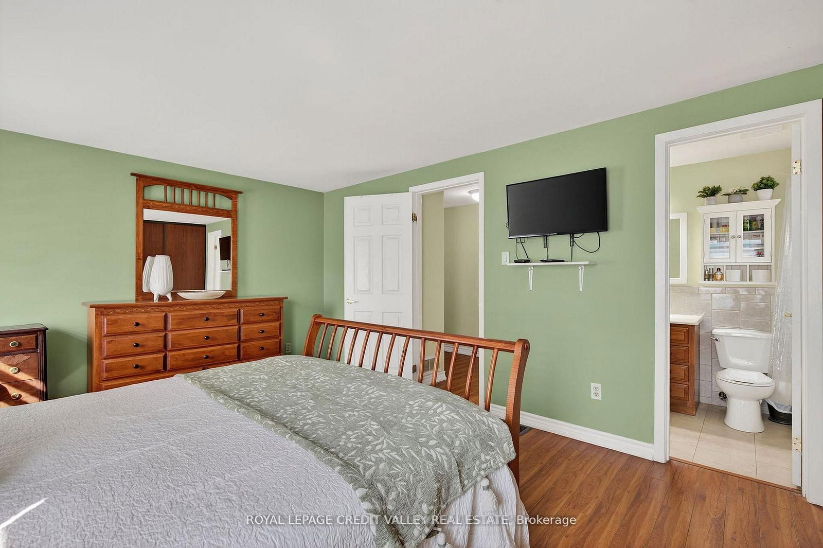 Detached House for sale at 60 Gondola Crescent, Brampton, Ontario, L6S 1W6 - Northgate - MLS: W12838818