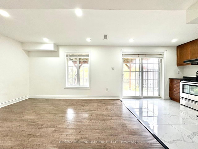 walk out unit - 41 Stoneylake (LOWER) Avenue