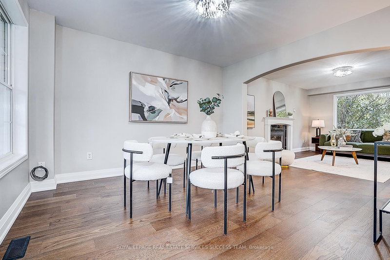 1652 Beaty Tr, Milton, L9T 5Z7 | Image 3