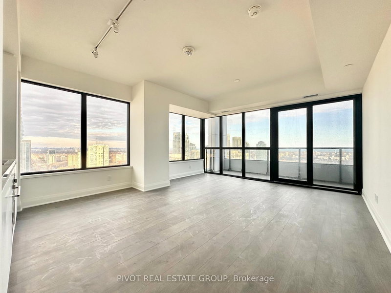 home for lease on 2202-2 Erskine Road