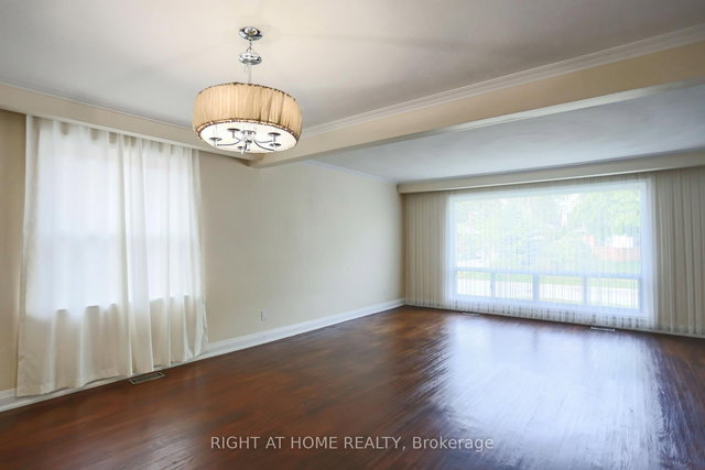 30 Northampton Drive