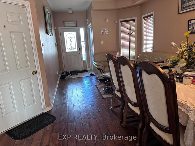 60 Oranmore Crescent