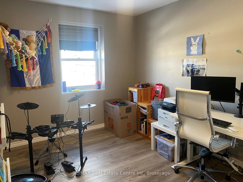 49 - 371 Bronte St S, Milton, L9T 3K5 | Image 2