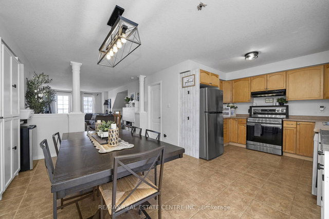 93 Benjamin Crescent