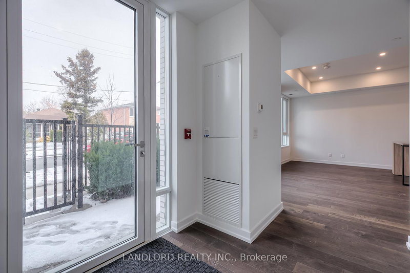 105 - 15 Maryport Ave St, Toronto, M3M 0E2 | Image 3