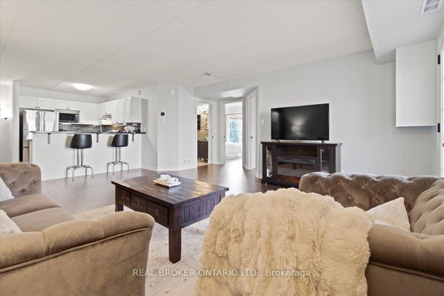 214 - 2010 Cleaver Avenue