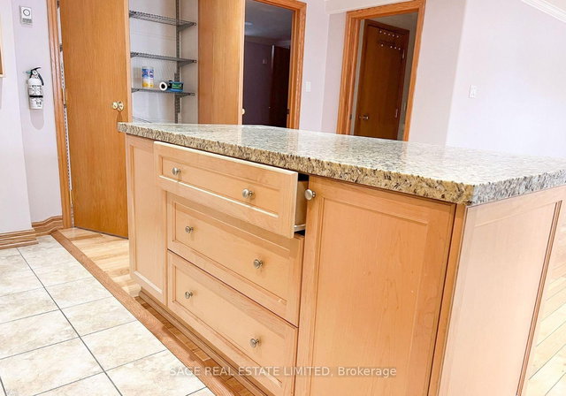 Unit B - 50 Jane Street