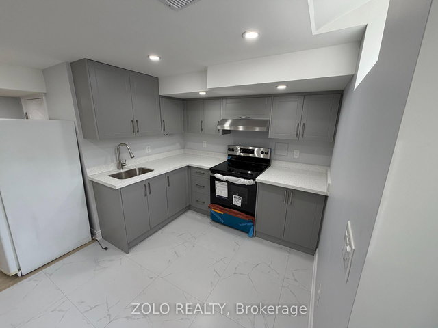 Lower - 4792 Glasshill Grove