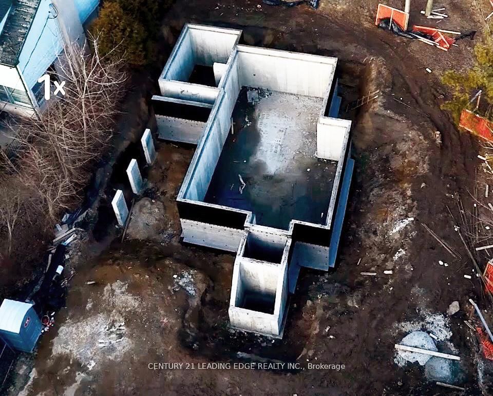 Detached House for sale at 197 Glen Oak Drive, Oakville, Ontario, L6K 2J3 - West - MLS: W12843096