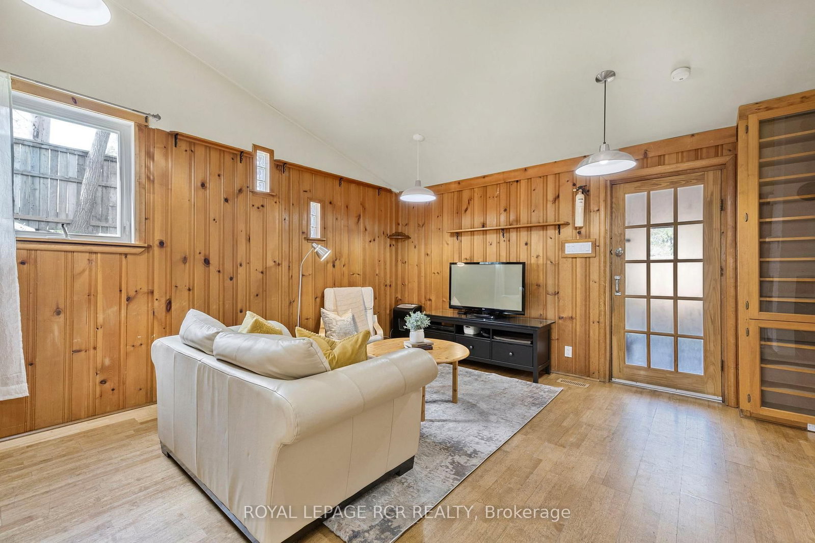 Detached House for sale at 91 King Street, Caledon, Ontario, L7E 1A2 - Bolton West - MLS: W12844176