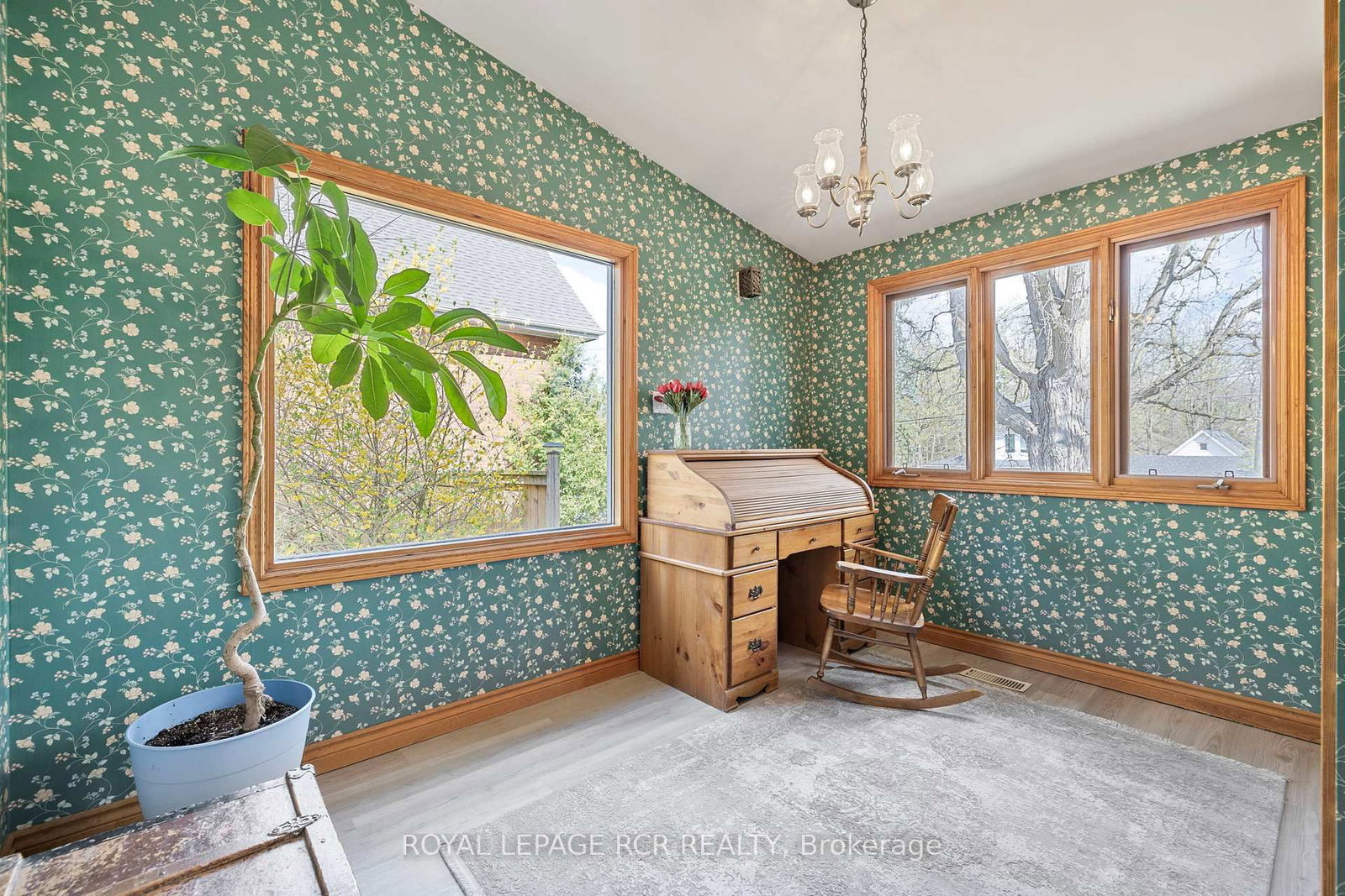 Detached House for sale at 91 King Street, Caledon, Ontario, L7E 1A2 - Bolton West - MLS: W12844176